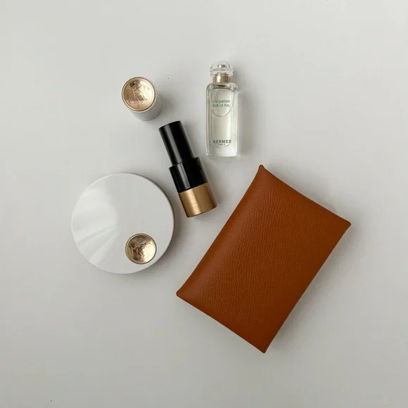 Hermes Calvi Wallet in Tan - Picture 5 of 5